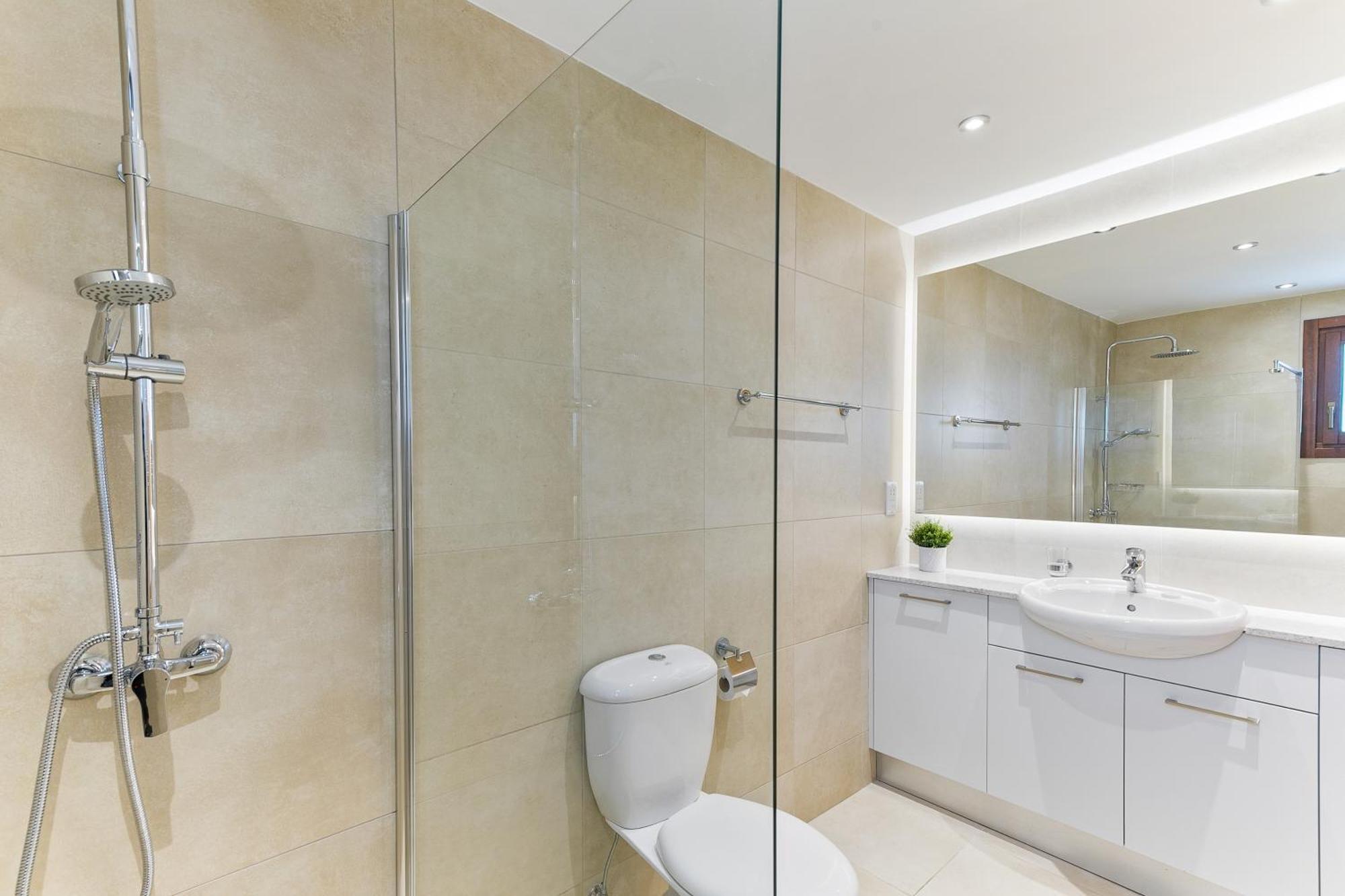 2 Bedroom Apartment Thalassa With Sea And Sunset Views, Aphrodite Hills Resort Kouklia Bagian luar foto
