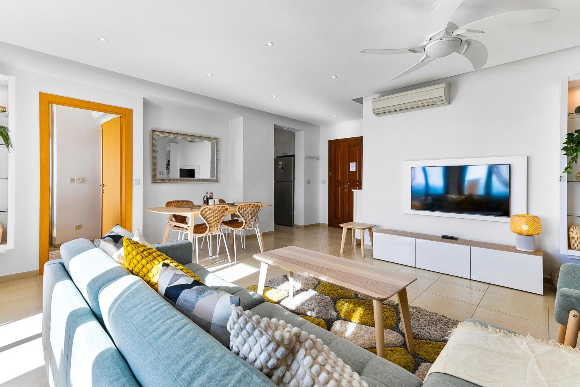 2 Bedroom Apartment Thalassa With Sea And Sunset Views, Aphrodite Hills Resort Kouklia Bagian luar foto