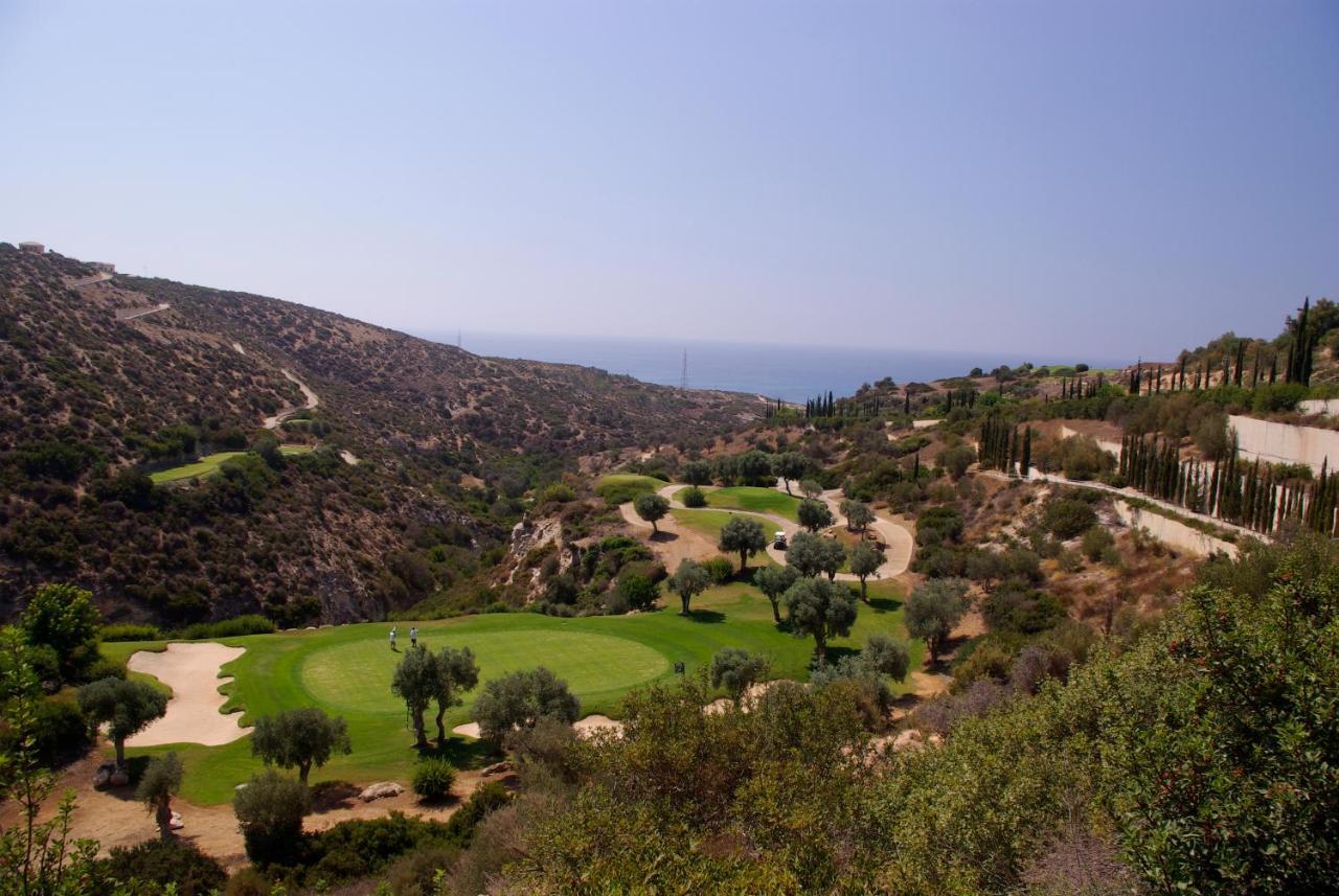 2 Bedroom Apartment Thalassa With Sea And Sunset Views, Aphrodite Hills Resort Kouklia Bagian luar foto